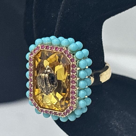 Kurt Geiger Eagle Head Cocktail Ring Crystal Statement Gold Tone Size 8 NEW - Picture 6 of 16